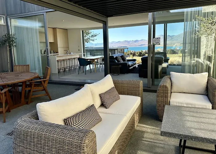 Luxury Lakeview Apartment - Lake Tekapo